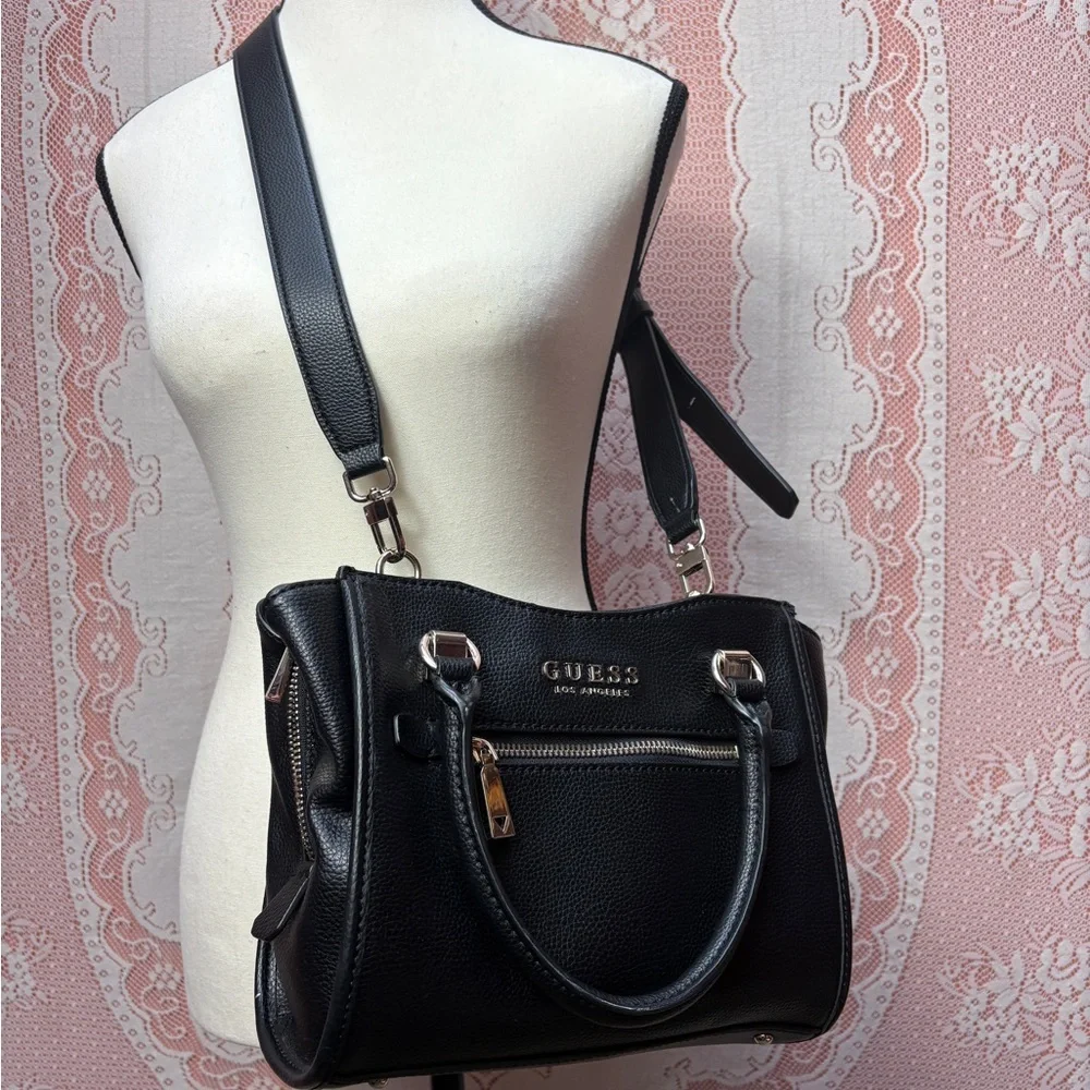 SOLD👻GUESS Los Angeles Black Satchel | Crossbody - Picture 1 of 8